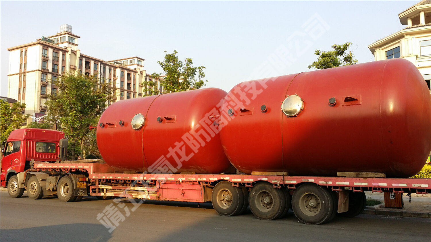 內(nèi)襯聚四氟乙烯（PTFE）大型設備